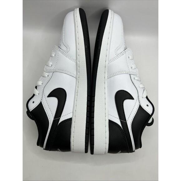 Jordan 1 Low GS Youth White/Black-White (553560- 132)  Size 5.5Y - Picture 8 of 12